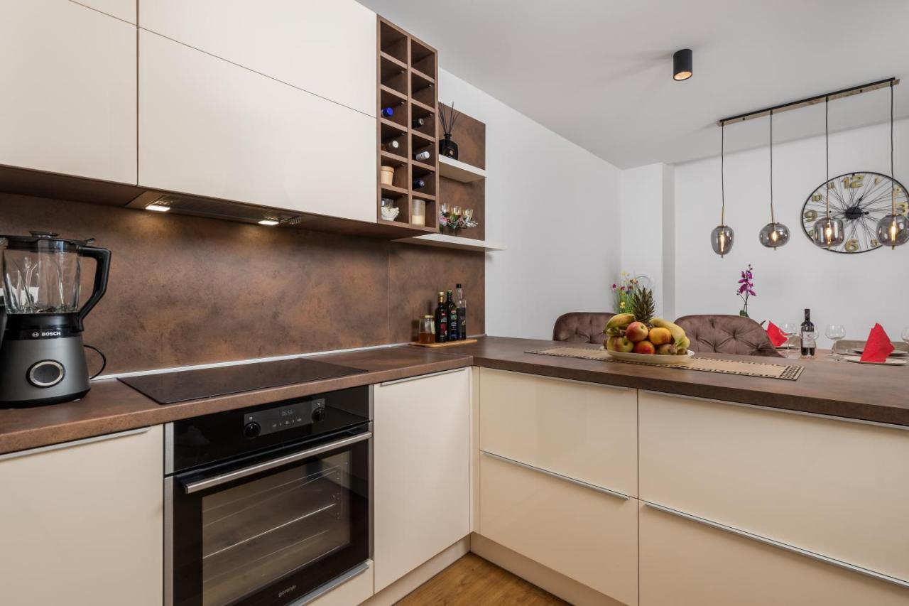 רייקה Apartment Top View With Balcony And Private Parking מראה חיצוני תמונה